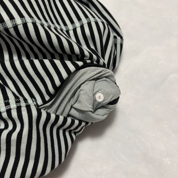 lululemon athletica Black and White Striped Jacket - Picture 4 of 4